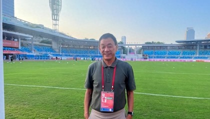 宝威体育官方入口-69岁前国脚：仍未退休，是上海女足总教练，儿子曾是中超最小球员